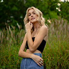 model image 3